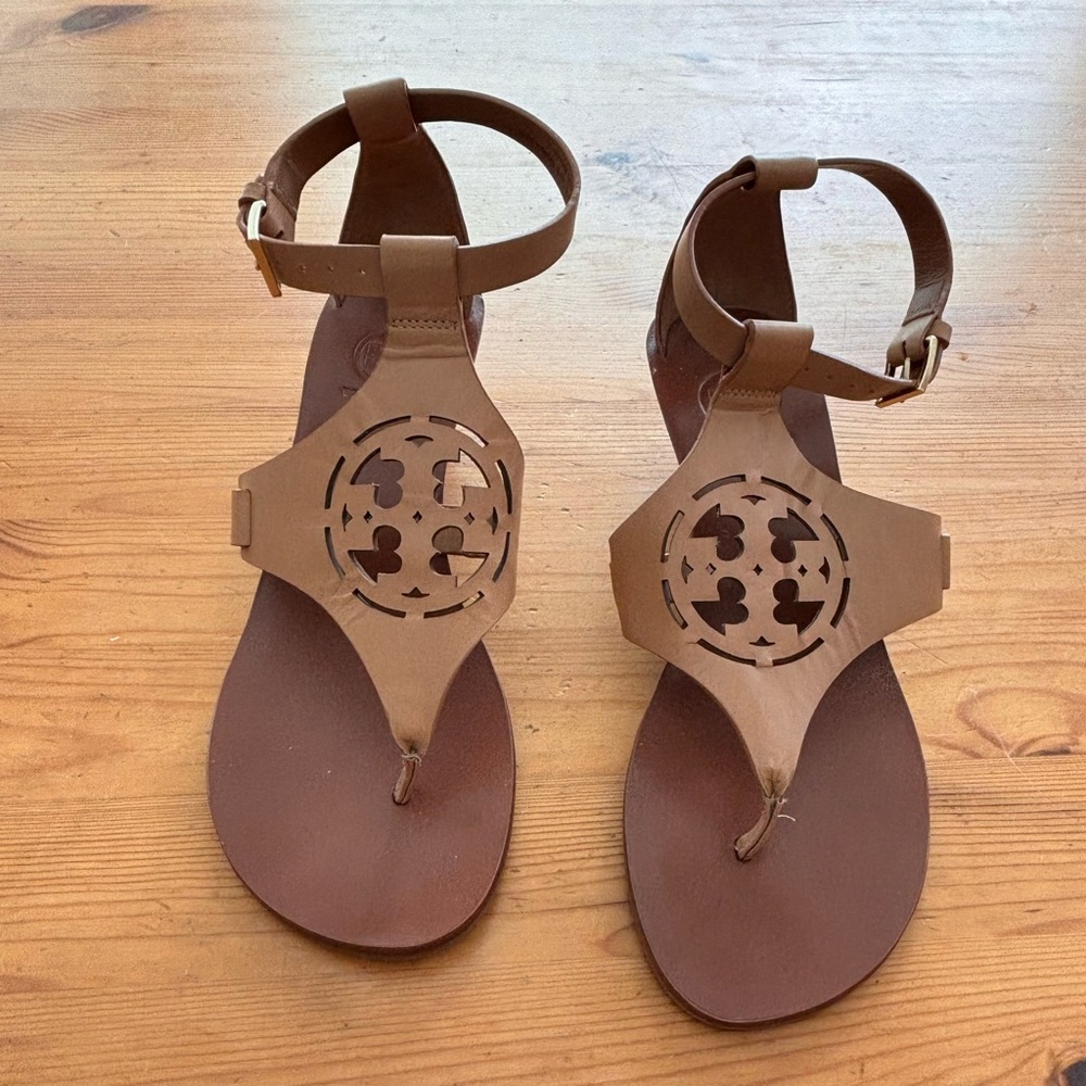 Beautiful Tory Burch sandals with 2” wedge